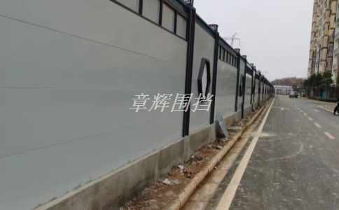 金屬圍擋需要經(jīng)常更換嗎？