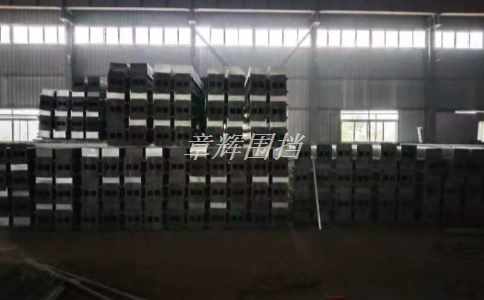 如何選擇合適的材料制作金屬圍擋？（金屬圍擋制作材料選購指南）