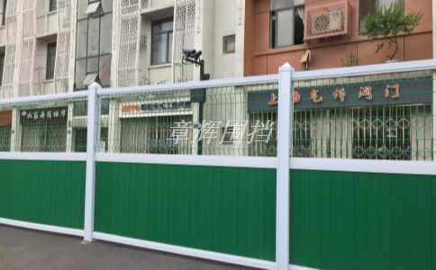 如何保養(yǎng)和維護(hù)自己的金屬圍擋？